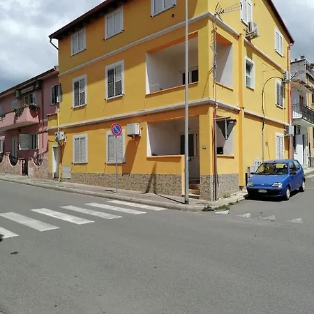 Casa Vacanze Lo Specchio Apartamento